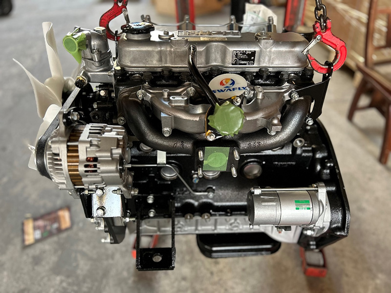 Isuzu C240: Mesin Forklift Industri